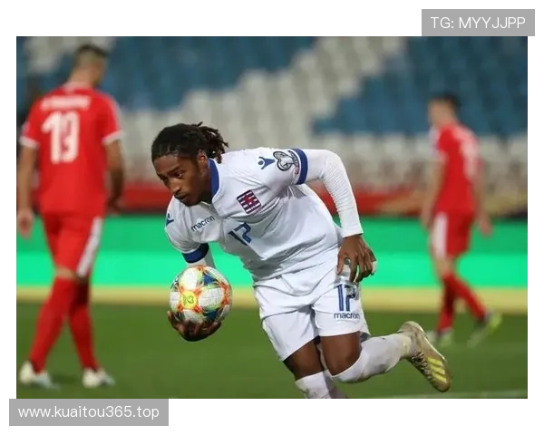 斯克兰兹建功助球队告捷 斯洛伐克两球完胜卢森堡